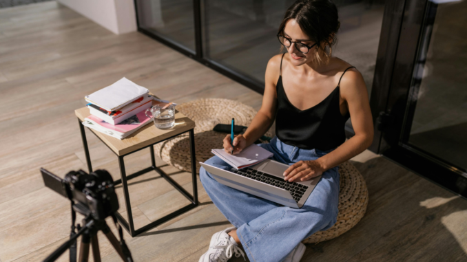 Online Cloud Computing (AWS/Azure) Classes with European